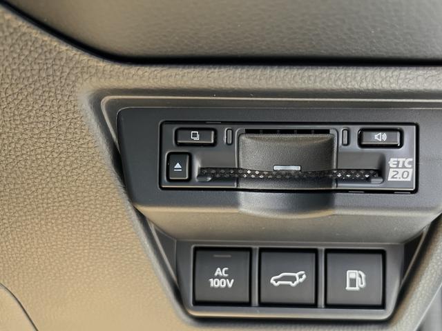 プリウス Ｚ　４ＷＤ　Ｅ－Ｆｏｕｒ　パノラマルーフ　パノラミックビューモニター　デジタルインナーミラー　前後方録画機能　トヨタチームメイトアドバンストパーク　ブラインドスポットモニター　寒冷地仕様（32枚目）