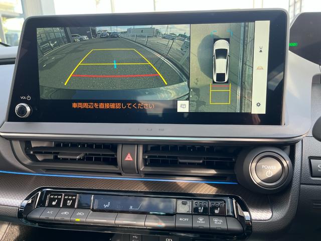 プリウス Ｚ　４ＷＤ　Ｅ－Ｆｏｕｒ　パノラマルーフ　パノラミックビューモニター　デジタルインナーミラー　前後方録画機能　トヨタチームメイトアドバンストパーク　ブラインドスポットモニター　寒冷地仕様（5枚目）