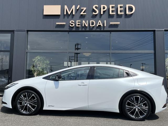 プリウス Ｚ　４ＷＤ　Ｅ－Ｆｏｕｒ　パノラマルーフ　パノラミックビューモニター　デジタルインナーミラー　前後方録画機能　トヨタチームメイトアドバンストパーク　ブラインドスポットモニター　寒冷地仕様（15枚目）