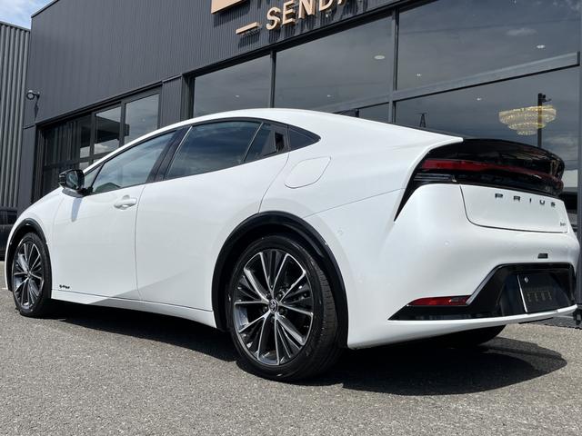 プリウス Ｚ　４ＷＤ　Ｅ－Ｆｏｕｒ　パノラマルーフ　パノラミックビューモニター　デジタルインナーミラー　前後方録画機能　トヨタチームメイトアドバンストパーク　ブラインドスポットモニター　寒冷地仕様（21枚目）