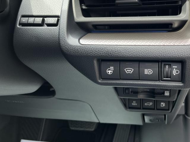 プリウス Ｚ　４ＷＤ　Ｅ－Ｆｏｕｒ　パノラマルーフ　パノラミックビューモニター　デジタルインナーミラー　前後方録画機能　トヨタチームメイトアドバンストパーク　ブラインドスポットモニター　寒冷地仕様（28枚目）