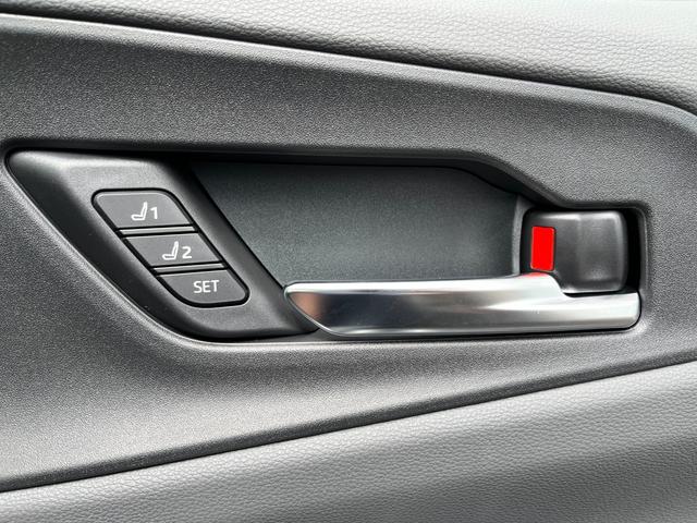 プリウス Ｚ　４ＷＤ　Ｅ－Ｆｏｕｒ　パノラマルーフ　パノラミックビューモニター　デジタルインナーミラー　前後方録画機能　トヨタチームメイトアドバンストパーク　ブラインドスポットモニター　寒冷地仕様（45枚目）