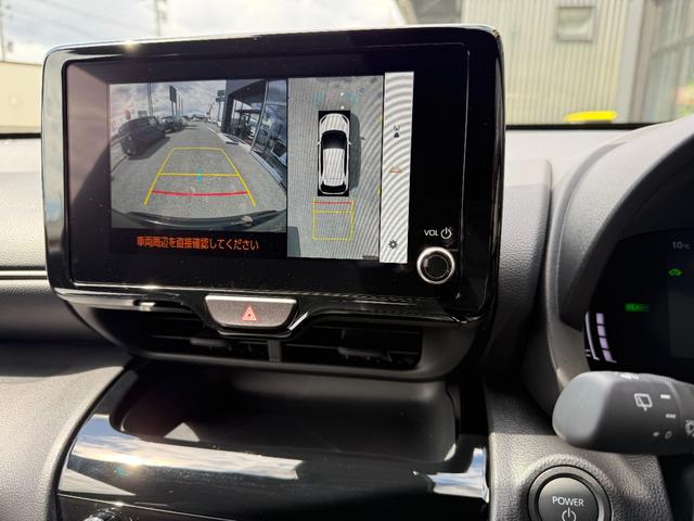 ヤリスクロス ハイブリッドZ アダプティブハイビームシステム トヨタチームメイト アドバンストパーク パノラミックビューモニター ハンズフリーバックドア カラーヘッドアップディスプレイ レーダークルーズコントロール(4枚目)