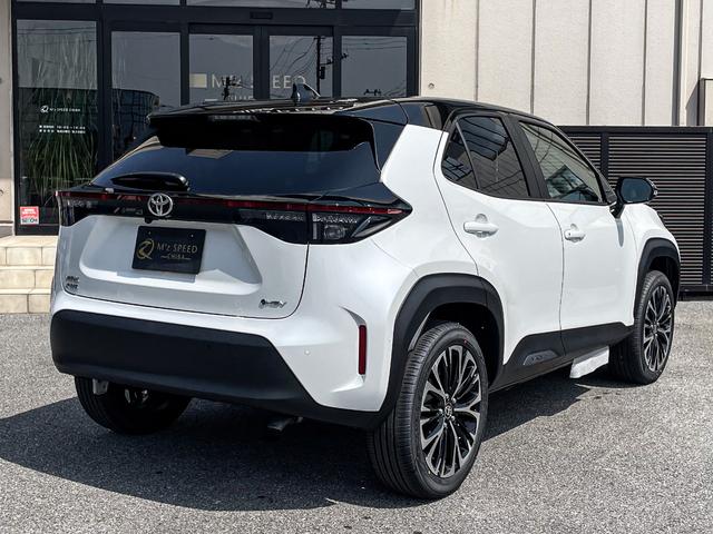 ヤリスクロス ハイブリッドZ アダプティブハイビームシステム トヨタチームメイト アドバンストパーク パノラミックビューモニター ハンズフリーバックドア カラーヘッドアップディスプレイ レーダークルーズコントロール(30枚目)