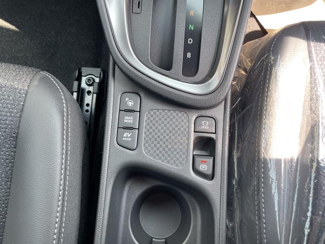 ヤリスクロス ハイブリッドZ アダプティブハイビームシステム トヨタチームメイト アドバンストパーク パノラミックビューモニター ハンズフリーバックドア カラーヘッドアップディスプレイ レーダークルーズコントロール(43枚目)