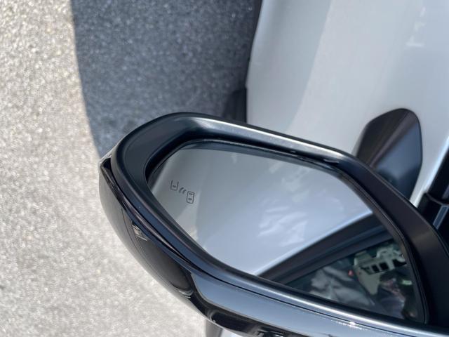 ヤリスクロス ハイブリッドZ トヨタチームメイト アドバンストパーク パノラミックビューモニター ハンズフリーバックドア カラーヘッドアップディスプレイ レーダークルーズコントロール トヨタセーフティセンス(27枚目)