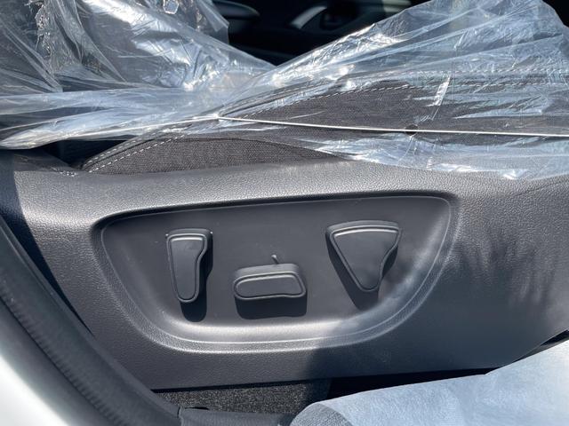 ヤリスクロス ハイブリッドZ トヨタチームメイト アドバンストパーク パノラミックビューモニター ハンズフリーバックドア カラーヘッドアップディスプレイ レーダークルーズコントロール トヨタセーフティセンス(36枚目)