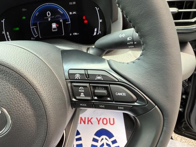 ヤリスクロス ハイブリッドZ アダプティブハイビームシステム トヨタチームメイト アドバンストパーク パノラミックビューモニター ハンズフリーバックドア カラーヘッドアップディスプレイ アクセサリーコンセント クルーズコントロール(43枚目)