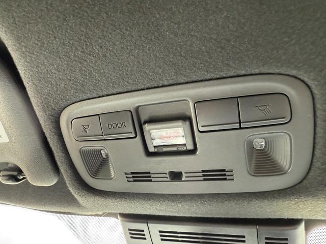 ヤリスクロス ハイブリッドZ アダプティブハイビームシステム トヨタチームメイト アドバンストパーク パノラミックビューモニター ハンズフリーバックドア カラーヘッドアップディスプレイ アクセサリーコンセント クルーズコントロール(59枚目)