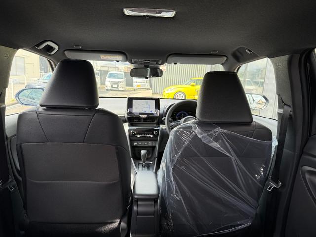 ヤリスクロス ハイブリッドZ アダプティブハイビームシステム トヨタチームメイト アドバンストパーク パノラミックビューモニター ハンズフリーバックドア カラーヘッドアップディスプレイ アクセサリーコンセント クルーズコントロール(63枚目)