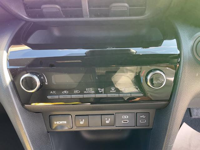 ヤリスクロス ハイブリッドZ アダプティブハイビームシステム トヨタチームメイト アドバンストパーク パノラミックビューモニター ハンズフリーバックドア カラーヘッドアップディスプレイ アクセサリーコンセント クルーズコントロール(17枚目)