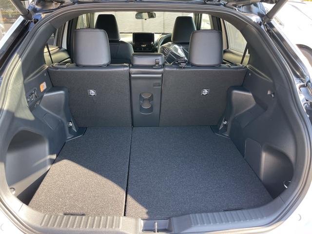 ヤリスクロス ハイブリッドZ アダプティブハイビームシステム トヨタチームメイト アドバンストパーク パノラミックビューモニター ハンズフリーバックドア カラーヘッドアップディスプレイ アクセサリーコンセント クルーズコントロール(24枚目)