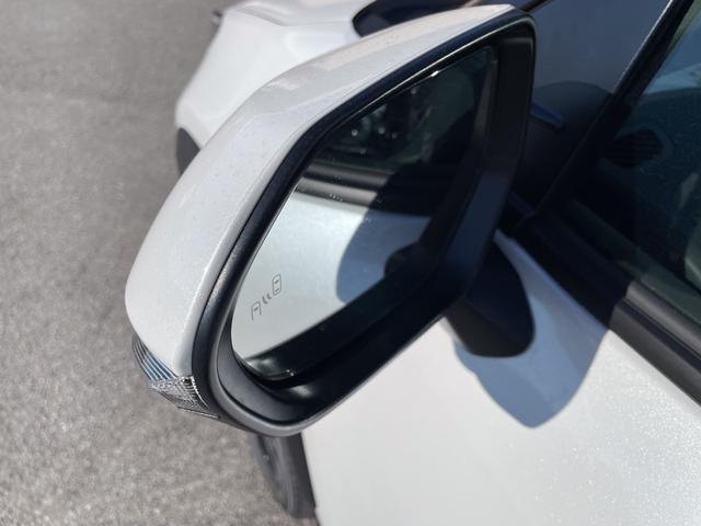 ヤリスクロス ハイブリッドZ アダプティブハイビームシステム トヨタチームメイト アドバンストパーク パノラミックビューモニター ハンズフリーバックドア カラーヘッドアップディスプレイ アクセサリーコンセント クルーズコントロール(41枚目)