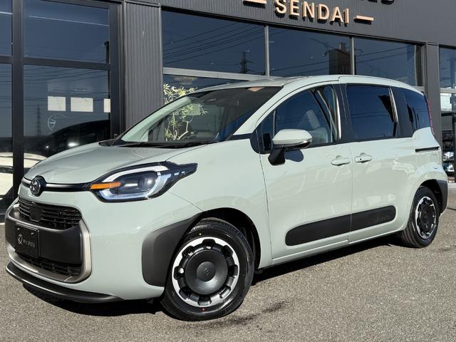 シエンタ ハイブリッドＺ　改良後　７人乗り　コンフォートパッケージ　パノラミックビューモニター　前後方録画機能付　ブラインドスポットモニター　両側電動スライドドア　電動パーキングブレーキ　天井サーキュレーター（13枚目）