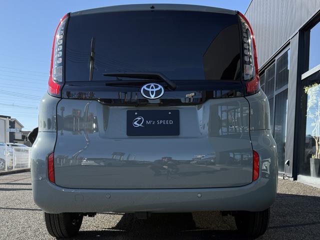 シエンタ ハイブリッドＺ　改良後　７人乗り　コンフォートパッケージ　パノラミックビューモニター　前後方録画機能付　ブラインドスポットモニター　両側電動スライドドア　電動パーキングブレーキ　天井サーキュレーター（28枚目）