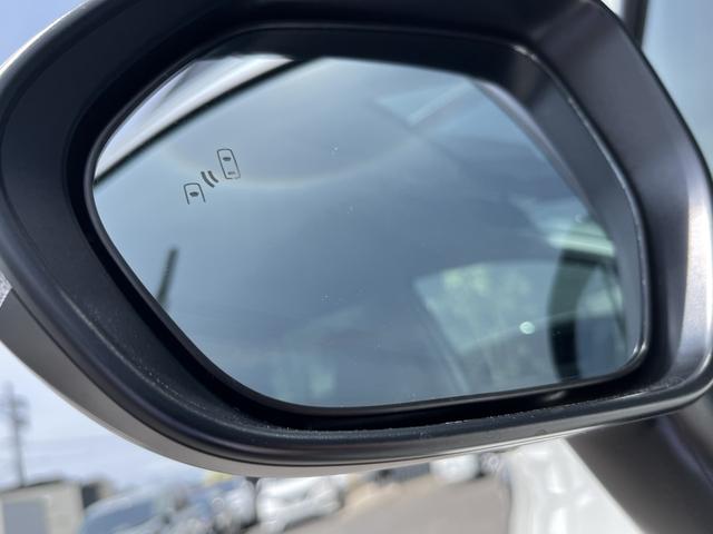シエンタ ハイブリッドZ 改良後 7人乗り コンフォートパッケージ パノラミックビューモニター 前後方録画機能付 ブラインドスポットモニター 両側電動スライドドア 電動パーキングブレーキ 天井サーキュレーター(7枚目)