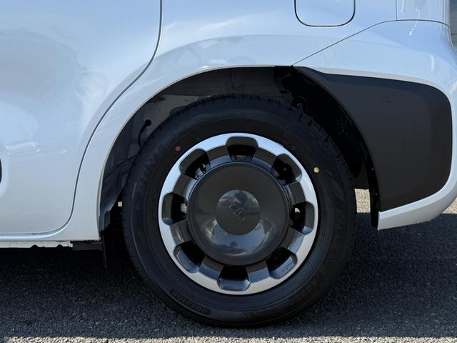 シエンタ ハイブリッドZ 改良後 7人乗り コンフォートパッケージ パノラミックビューモニター 前後方録画機能付 ブラインドスポットモニター 両側電動スライドドア 電動パーキングブレーキ 天井サーキュレーター(23枚目)