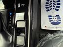 ハイブリッド　Ｚ　改良後　パノラマルーフ　パノラミックビューモニター　ブラインドスポットモニター　寒冷地仕様　アドバンストパーク　トヨタチームメイト　アダプティブハイビームシステムシートベンチレーション（52枚目）