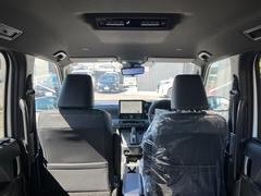 ２ＷＤ　快適利便パッケージ　パノラミックビューモニター　ドライビングサポートパッケージ　ユニバーサルステップ　トヨタチームメイト　ブラインドスポットモニター　パワーバックドア　デジタルインナーミラー 4