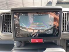 メーカーオプションのディスプレイオーディオ＋バックカメラ付きなので駐車時も安心です。 5