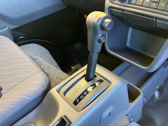 ４ＡＴ　４ＷＤ　ハイビームアシスト　車線逸脱警告　スズキセーフティサポート　デュアルカメラサポートブレーキ　届出済み未使用車　誤発進抑制機能　ブレーキ制御付後方誤発進抑制機能 6