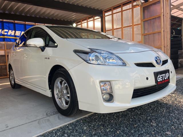 プリウス S ETC バックカメラ ナビ TV アルミホイール オートライト CVT スマートキー アイドリングストップ 電動格納ミラー 盗難防止システム CD ミュージックプレイヤー接続可 衝突安全ボディ ABS(17枚目)