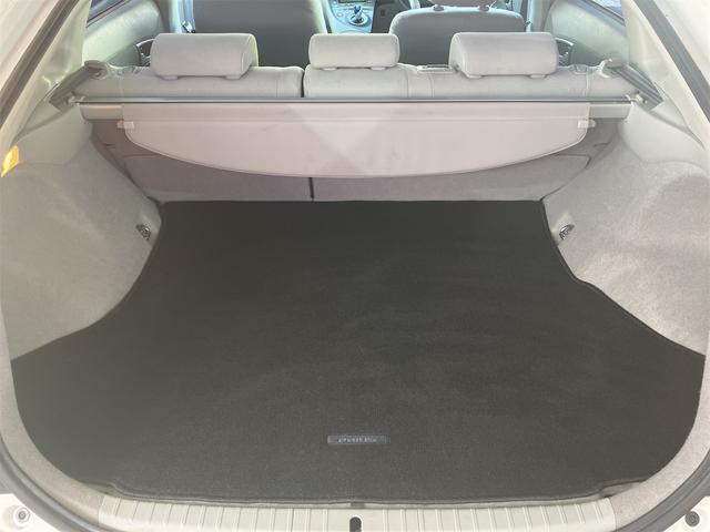 プリウス S ETC バックカメラ ナビ TV アルミホイール オートライト CVT スマートキー アイドリングストップ 電動格納ミラー 盗難防止システム CD ミュージックプレイヤー接続可 衝突安全ボディ ABS(26枚目)