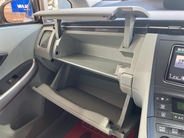 プリウス S ETC バックカメラ ナビ TV アルミホイール オートライト CVT スマートキー アイドリングストップ 電動格納ミラー 盗難防止システム CD ミュージックプレイヤー接続可 衝突安全ボディ ABS(35枚目)