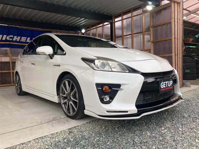 プリウス Ｓツーリングセレクション・Ｇ’ｓ　トヨタ純正ナビ＆フルセグＴＶ　ミラーリング機能　バックカメラ　Ｇ’ｓフルエアロ　ＥＴＣ　スマートキー　シャークアンテナ　オートライト（6枚目）