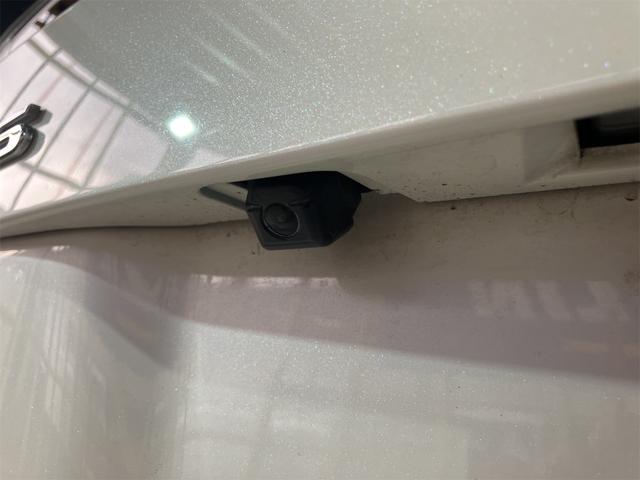 プリウス Ｓツーリングセレクション・Ｇ’ｓ　トヨタ純正ナビ＆フルセグＴＶ　ミラーリング機能　バックカメラ　Ｇ’ｓフルエアロ　ＥＴＣ　スマートキー　シャークアンテナ　オートライト（16枚目）