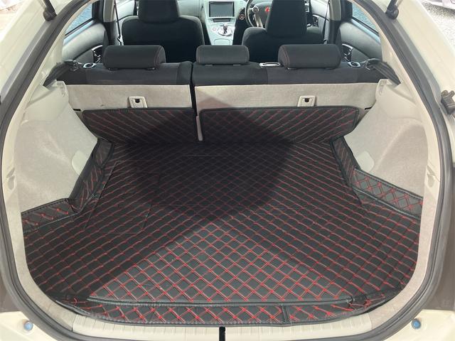 プリウス Ｓツーリングセレクション・Ｇ’ｓ　トヨタ純正ナビ＆フルセグＴＶ　ミラーリング機能　バックカメラ　Ｇ’ｓフルエアロ　ＥＴＣ　スマートキー　シャークアンテナ　オートライト（17枚目）