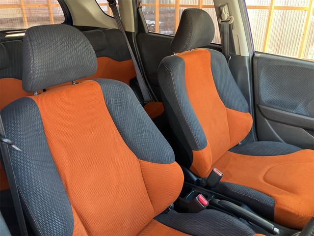 フィット ＲＳ　ケンウッドナビ＆フルセグＴＶ　ドライブレコーダー　リアカメラ　パドルシフト　純正１６インチアルミホイール（19枚目）