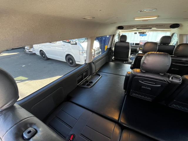 ハイエースワゴン ＧＬ　ワンオーナー　　４ＷＤ寒冷地仕様　ベッドキット　ＢＩＧＸ１１インチナビ＆後席モニター　ＨＤＭＩミラーリング　スピーカー増設　全周囲カメラ　パワースライドドア　ＬＥＤヘッドライト　デジタルインナーミラー（43枚目）