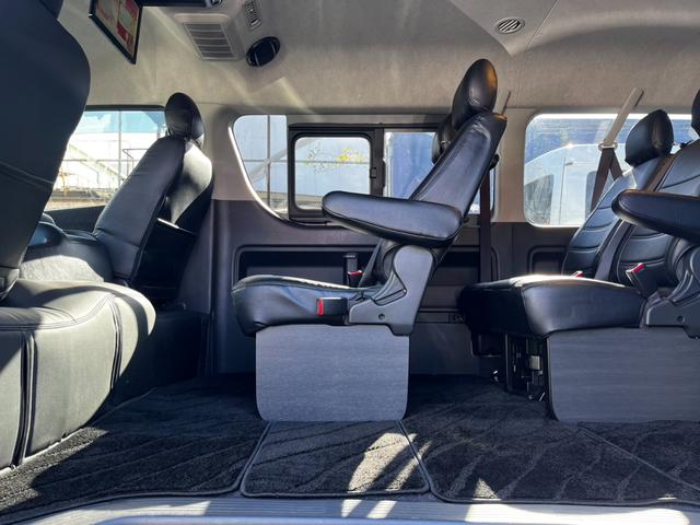 ハイエースワゴン ＧＬ　ワンオーナー　　４ＷＤ寒冷地仕様　ベッドキット　ＢＩＧＸ１１インチナビ＆後席モニター　ＨＤＭＩミラーリング　スピーカー増設　全周囲カメラ　パワースライドドア　ＬＥＤヘッドライト　デジタルインナーミラー（49枚目）