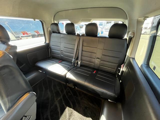 ハイエースワゴン ＧＬ　ワンオーナー　　４ＷＤ寒冷地仕様　ベッドキット　ＢＩＧＸ１１インチナビ＆後席モニター　ＨＤＭＩミラーリング　スピーカー増設　全周囲カメラ　パワースライドドア　ＬＥＤヘッドライト　デジタルインナーミラー（52枚目）