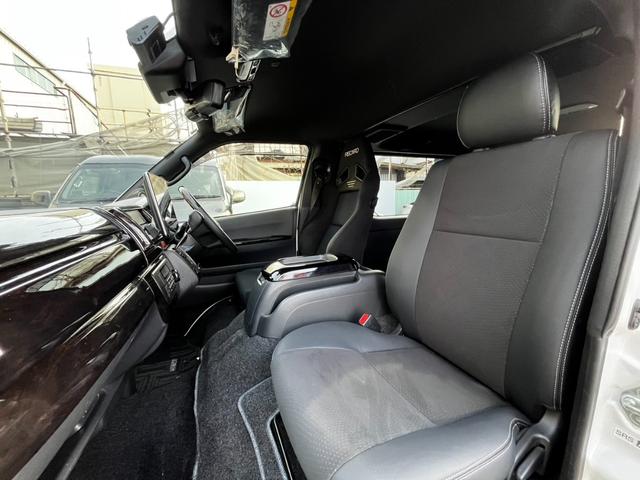 ハイエースバン スーパーＧＬ　ダークプライムＩＩ　ワンオーナー４ＷＤ寒冷地仕様　ＢＩＧ－Ｘナビ　レカロ　純正エンジンスターター　Ｇｅｎｂ足回りローダウン　フルエアロ　リアスポイラー　クルーズコントロール　ドラレコ　フロア　スピーカー＆ツィーター（23枚目）