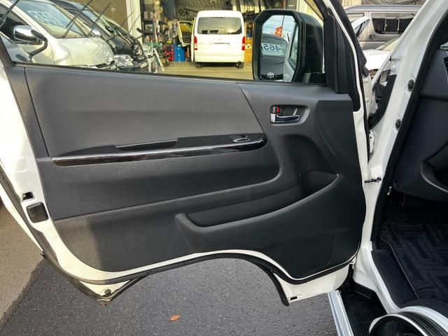 ハイエースバン スーパーＧＬ　ダークプライムＩＩ　ワンオーナー４ＷＤ寒冷地仕様　ＢＩＧ－Ｘナビ　レカロ　純正エンジンスターター　Ｇｅｎｂ足回りローダウン　フルエアロ　リアスポイラー　クルーズコントロール　ドラレコ　フロア　スピーカー＆ツィーター（36枚目）