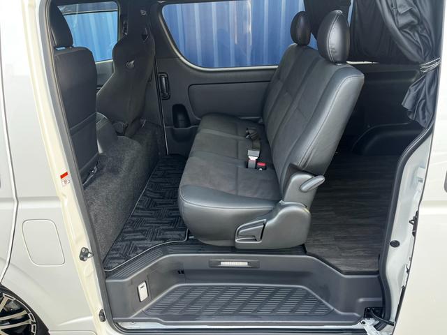 ハイエースバン スーパーＧＬ　ダークプライムＩＩ　ワンオーナー４ＷＤ寒冷地仕様　ＢＩＧ－Ｘナビ　レカロ　純正エンジンスターター　Ｇｅｎｂ足回りローダウン　フルエアロ　リアスポイラー　クルーズコントロール　ドラレコ　フロア　スピーカー＆ツィーター（41枚目）