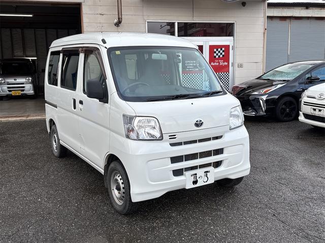 TOYOTA PIXIS VAN DELUXE