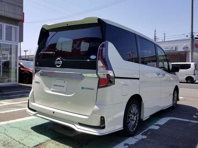 日産 セレナ