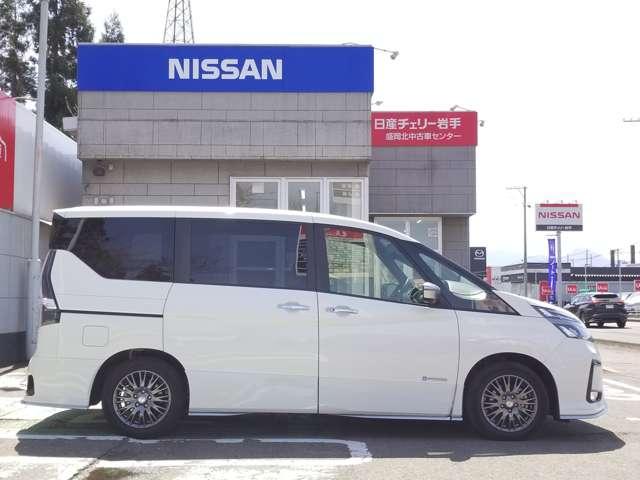 日産 セレナ