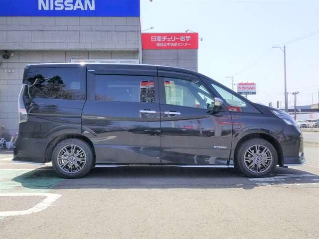 日産 セレナ