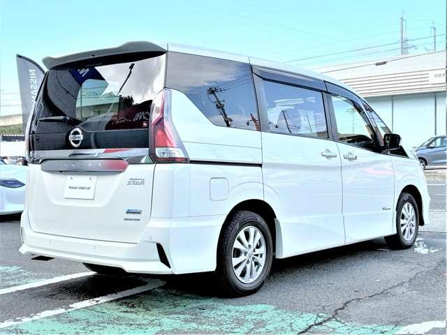 セレナ ２．０　ハイウェイスター　プロパイロット　エディション　４ＷＤ　純正９インチナビ　後席モニター　プロパイ（2枚目）