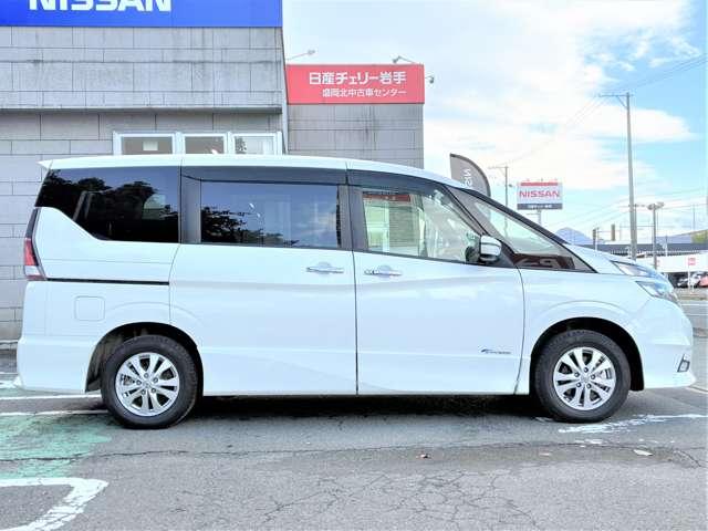 セレナ ２．０　ハイウェイスター　プロパイロット　エディション　４ＷＤ　純正９インチナビ　後席モニター　プロパイ（19枚目）