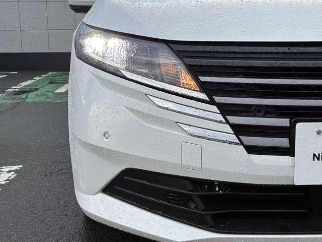 ノート １．２　Ｘ　ＦＯＵＲ　４ＷＤ　日産純正ナビ　アラウンドビューモニター（19枚目）