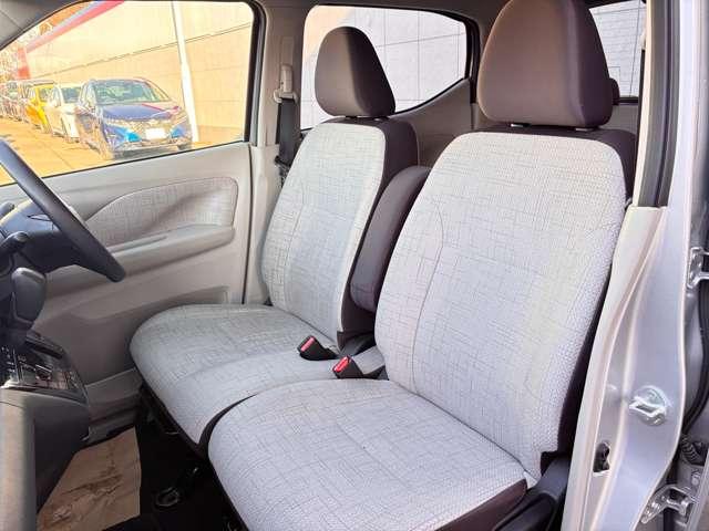 デイズ ６６０　Ｘ　４ＷＤ　日産純正ナビ　アラウンドビューモニター（8枚目）