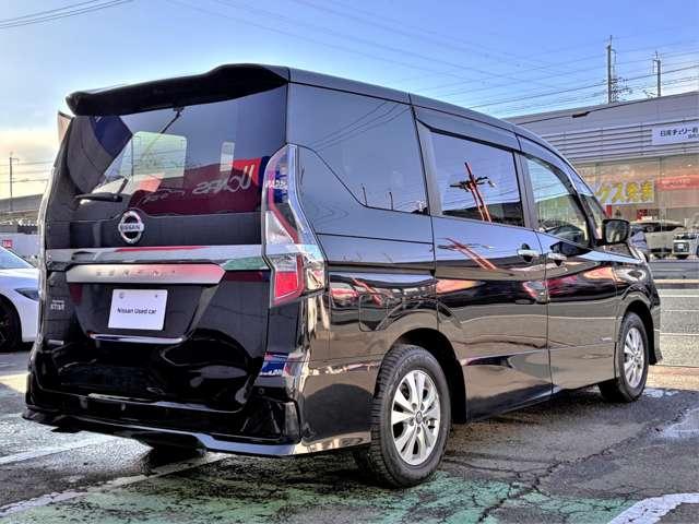 セレナ ２．０　ハイウェイスター　Ｖ　４ＷＤ　プロパイロット　純正９インチナビ（2枚目）