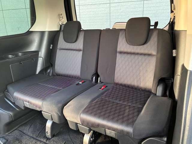 セレナ ２．０　ハイウェイスター　Ｖ　４ＷＤ　プロパイロット　純正９インチナビ（12枚目）