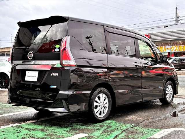 セレナ 2.0 ハイウェイスター 4WD プロパイロット 純正9インチナビ(2枚目)