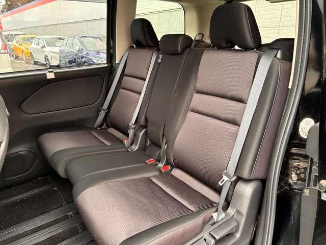 セレナ 2.0 ハイウェイスター 4WD プロパイロット 純正9インチナビ(11枚目)